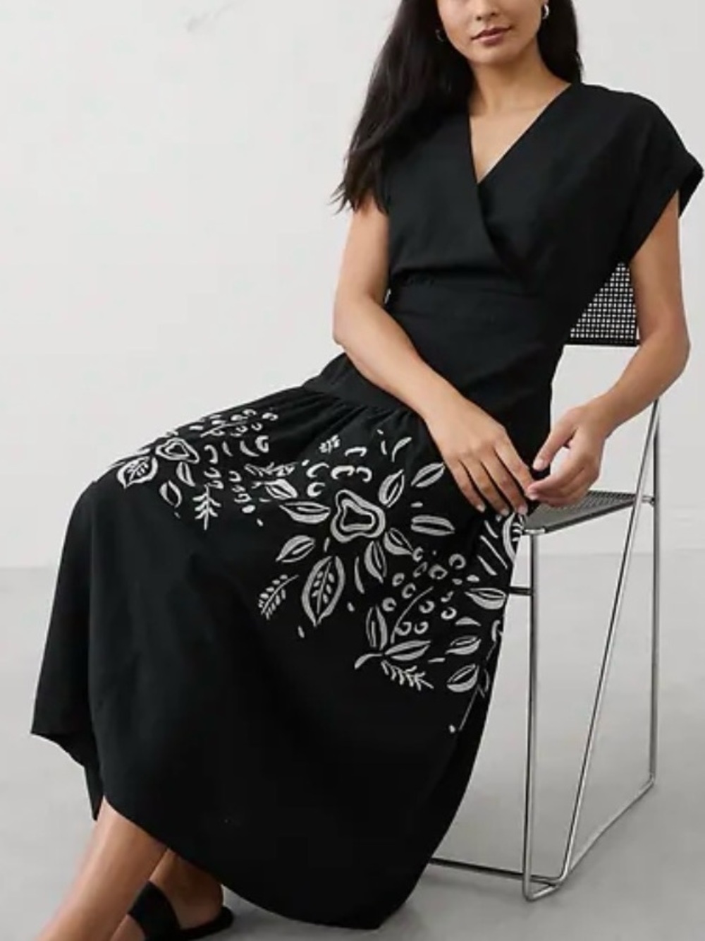 Banana Republic Black Midi Dress with White Floral Band